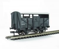 37-711B Bachmann Branchline вагон 8 Ton Cattle Wagon GWR Dark Grey